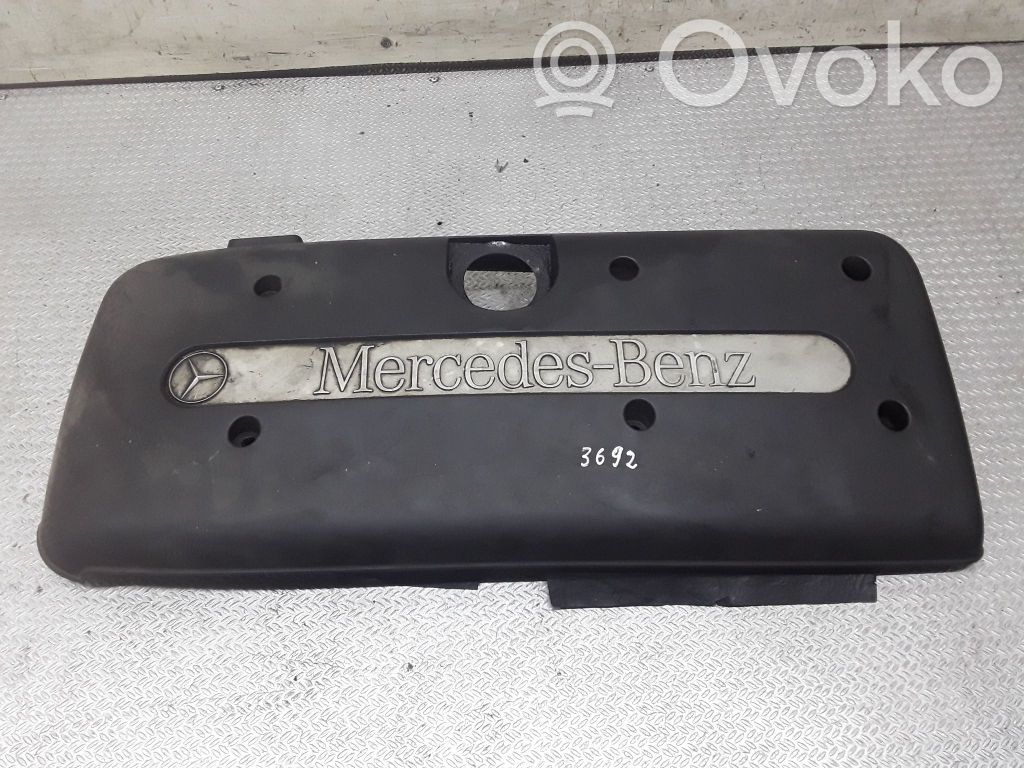 Cubierta del motor (embellecedor)   A6130100967