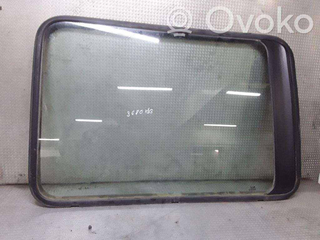 Galinis šoninis kėbulo stiklas