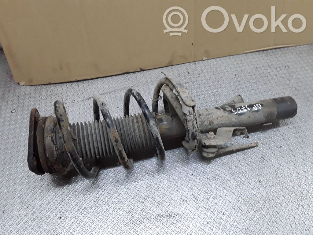 Front shock absorber with coil spring