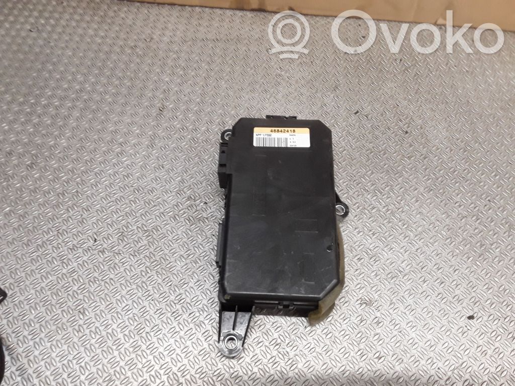Fiat Idea Durvju vadības bloks 