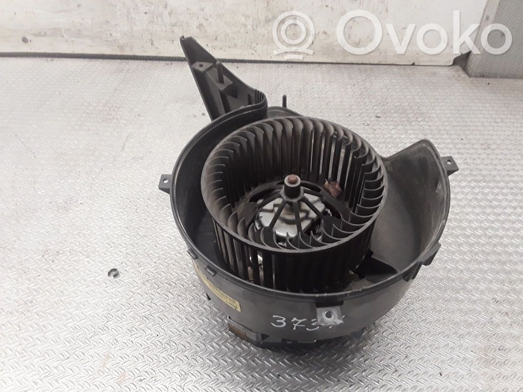 Mazā radiatora ventilators   985852T
