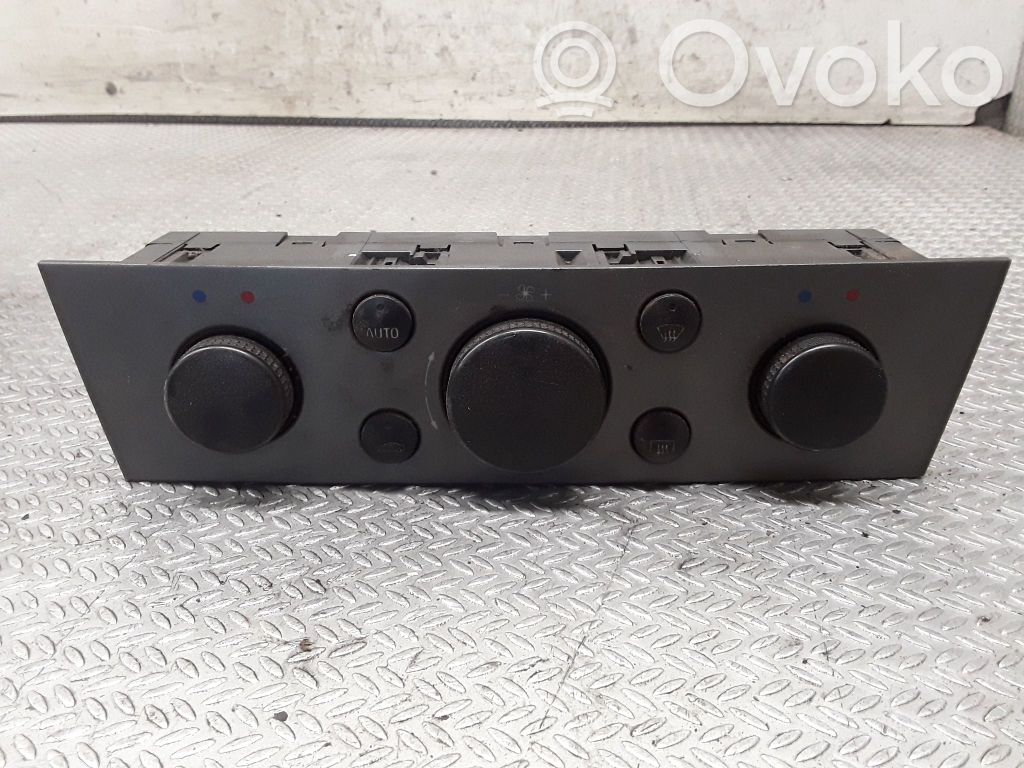 Opel Vectra C Climate control unit 