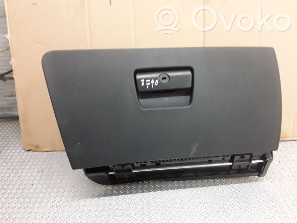 Glove box set   51167075479
