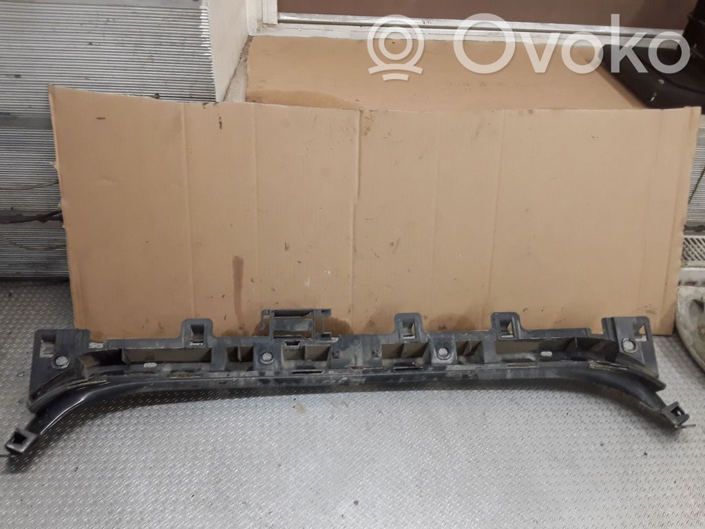 Soporte de montaje del parachoques trasero   51127058522