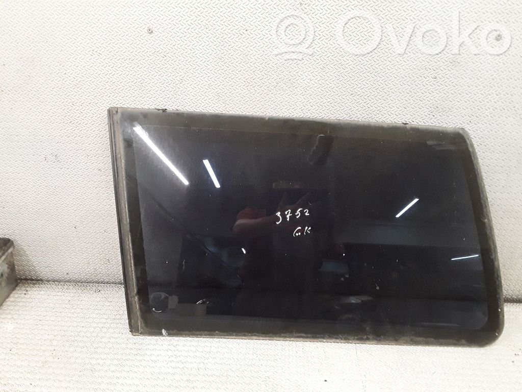 Rear side window