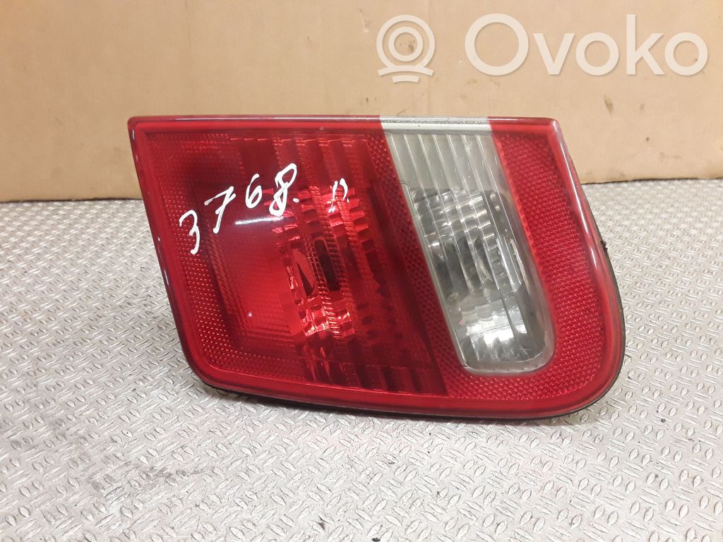 Tailgate rear/tail lights   12785764