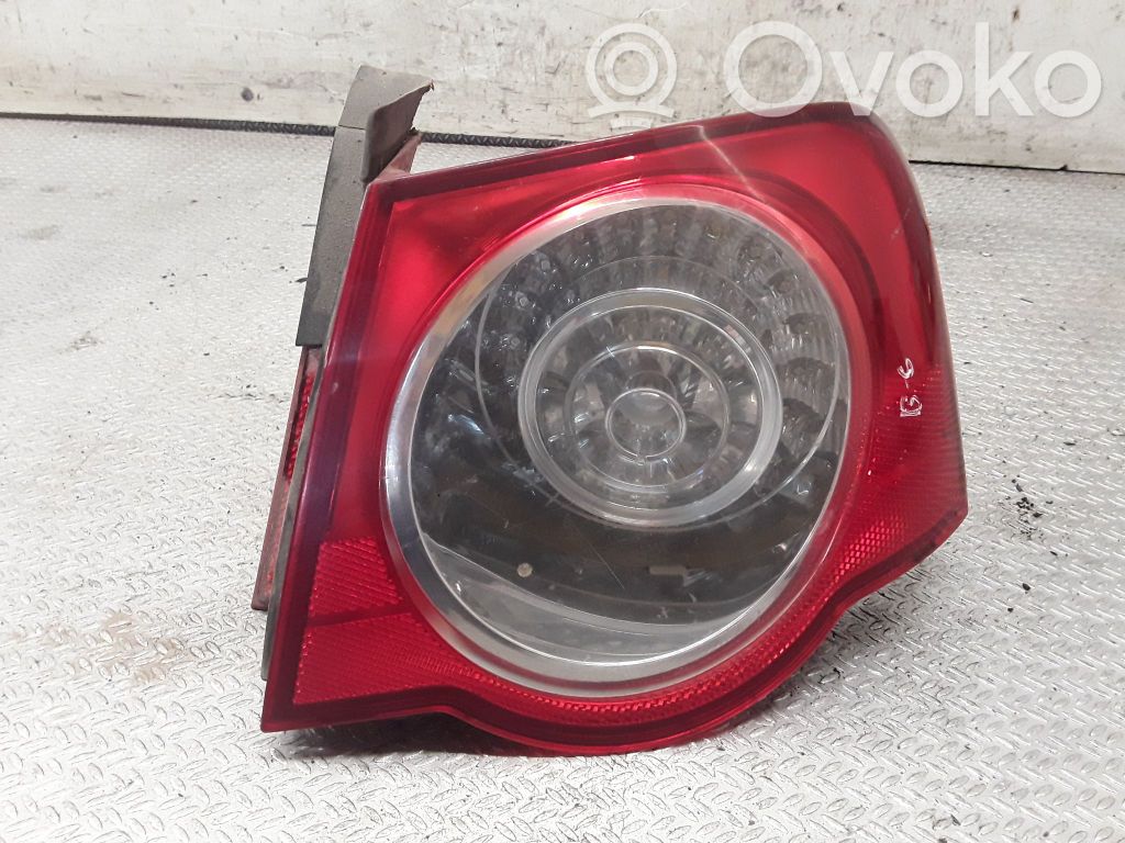 Volkswagen PASSAT B6 Lampă spate în caroserie 