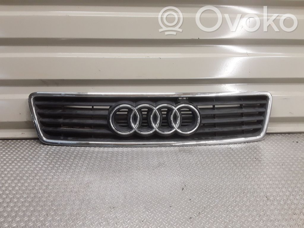 Audi A6 S6 C5 4B Etusäleikkö 