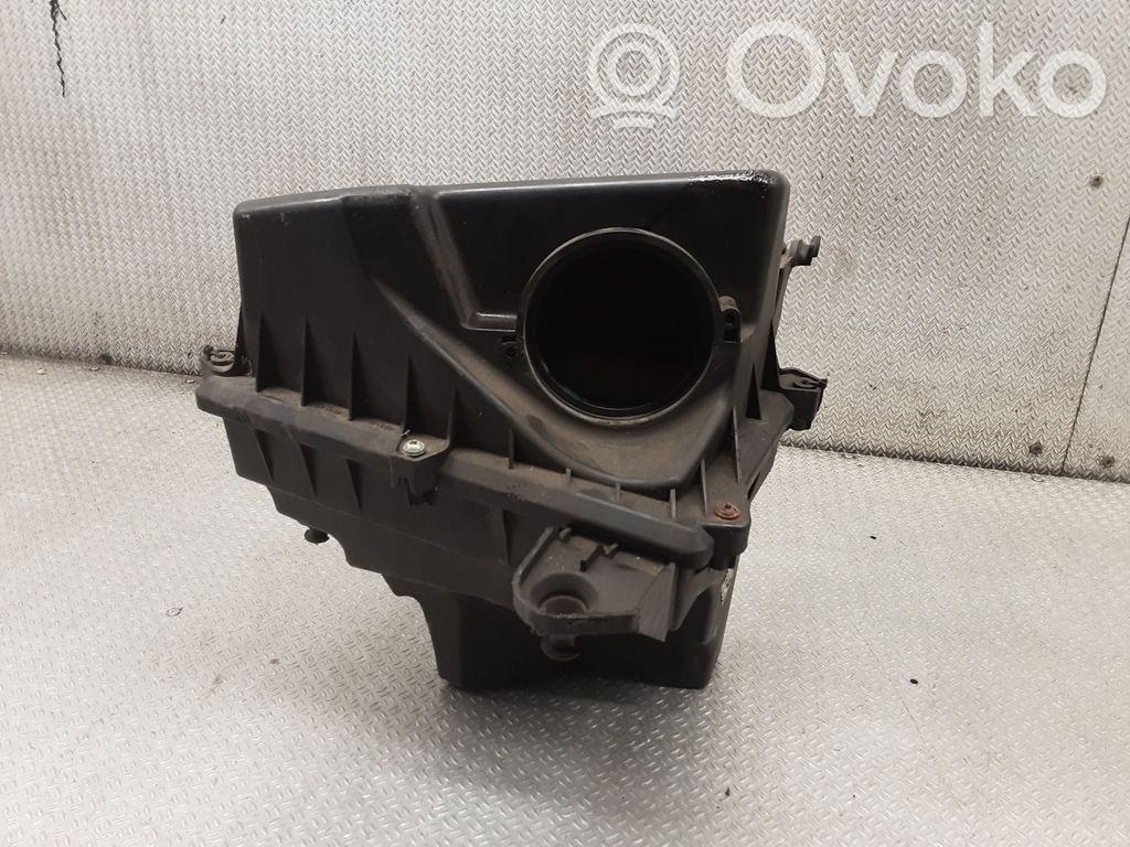 Volvo V50 Air filter box 