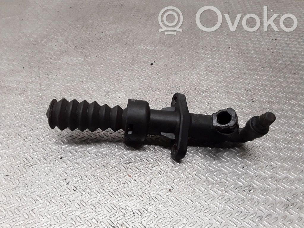 Citroen C5 Kytkimen pääsylinteri 