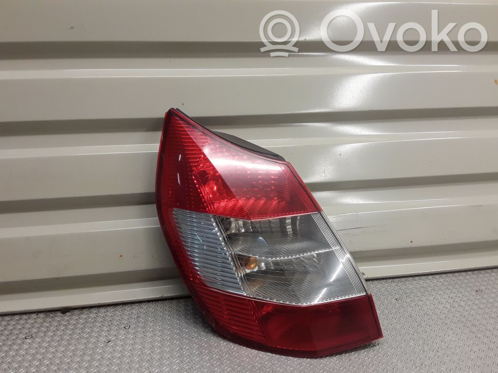 Renault Scenic II - Grand scenic II Lampă spate în caroserie
