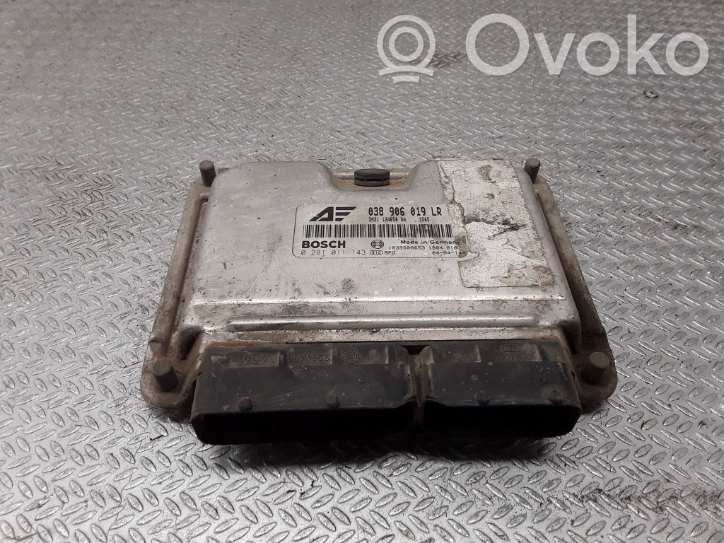 Moottorin ohjainlaite/moduuli   038906019LR,0181011143