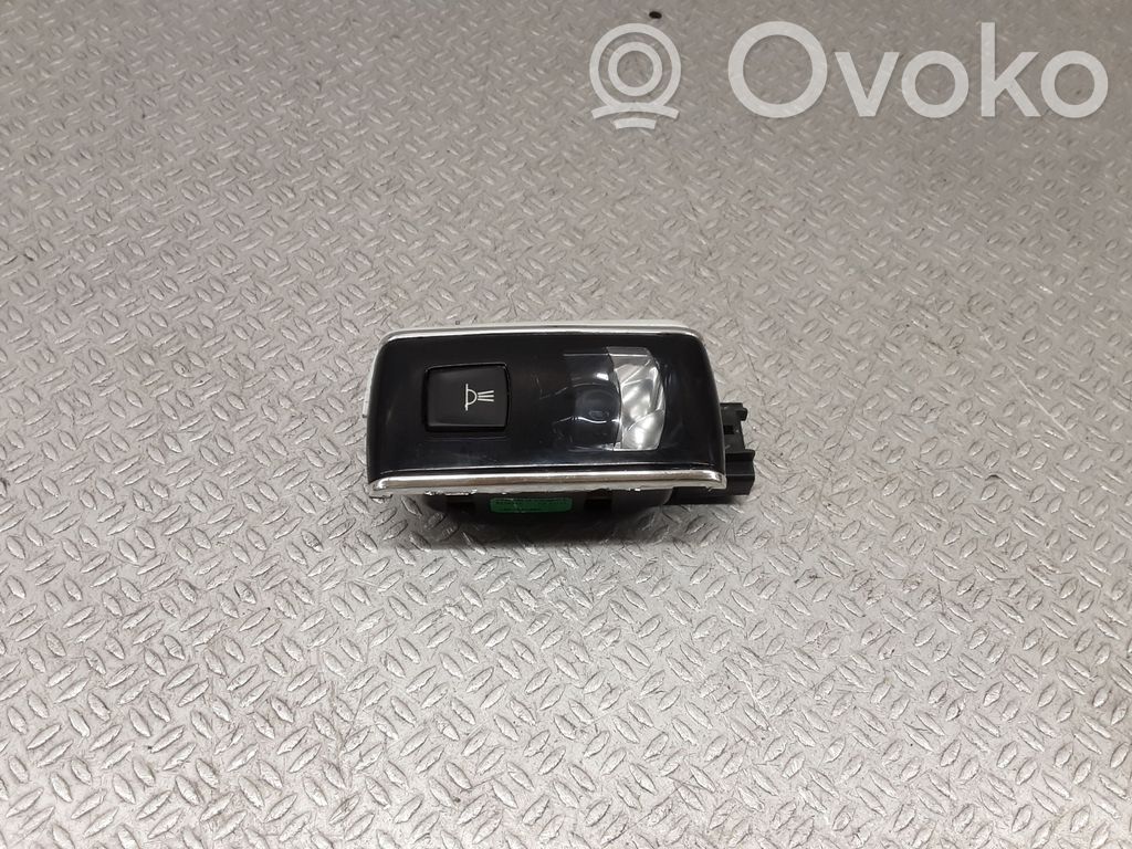 Peugeot 508 Rear seat light 