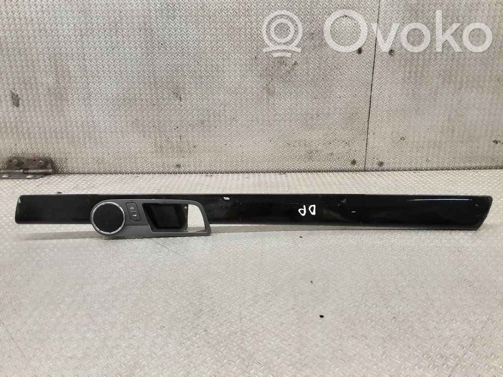 Volkswagen Phaeton Barra di rivestimento della portiera anteriore 