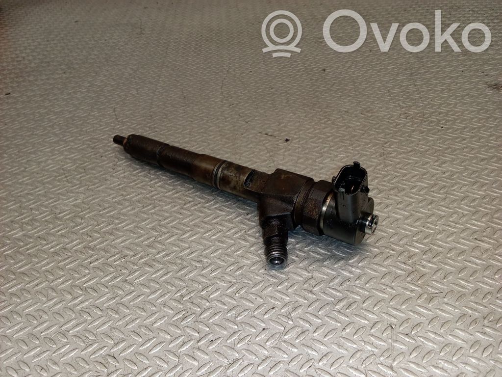 Injector combustibil   0445110159