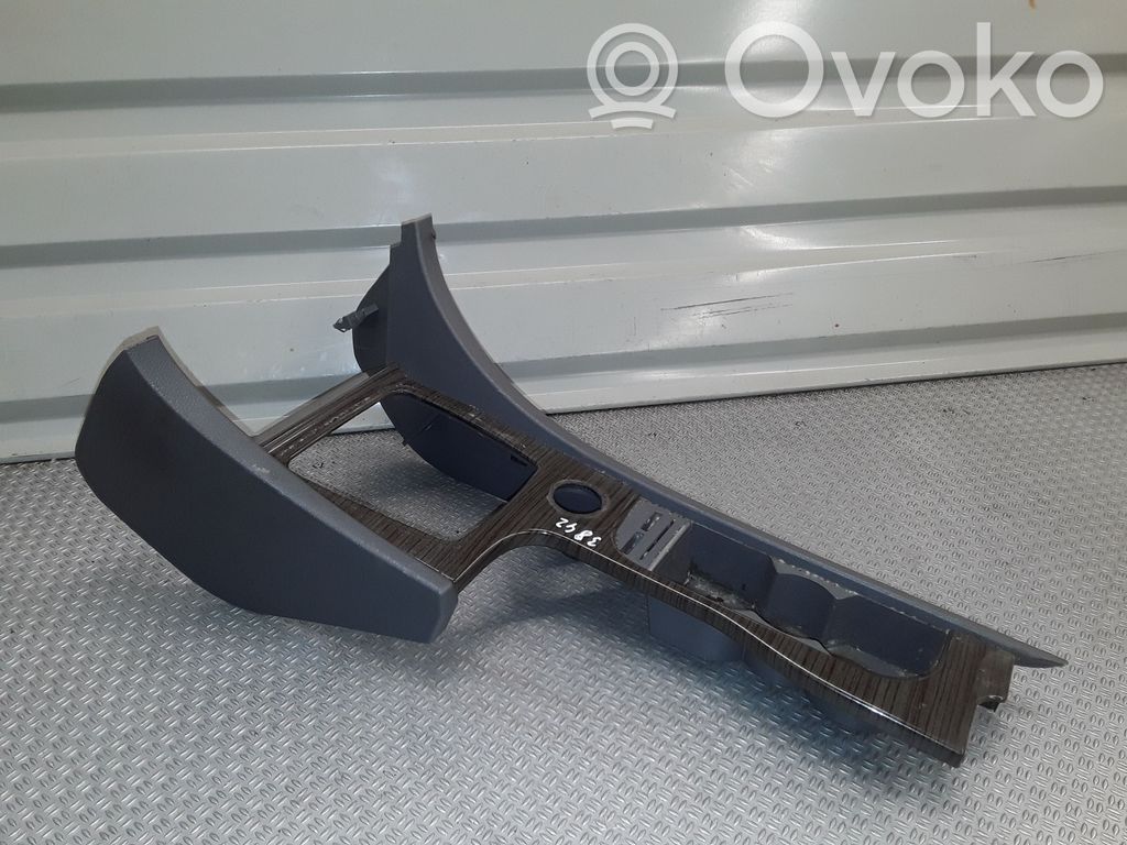 Ford Focus Pavarų perjungimo svirties apdaila (plastikinė) 