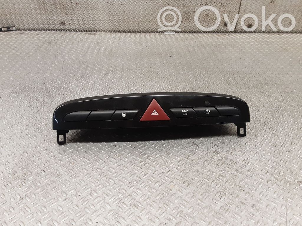 Schalter Warnblinkanlage   9659417477