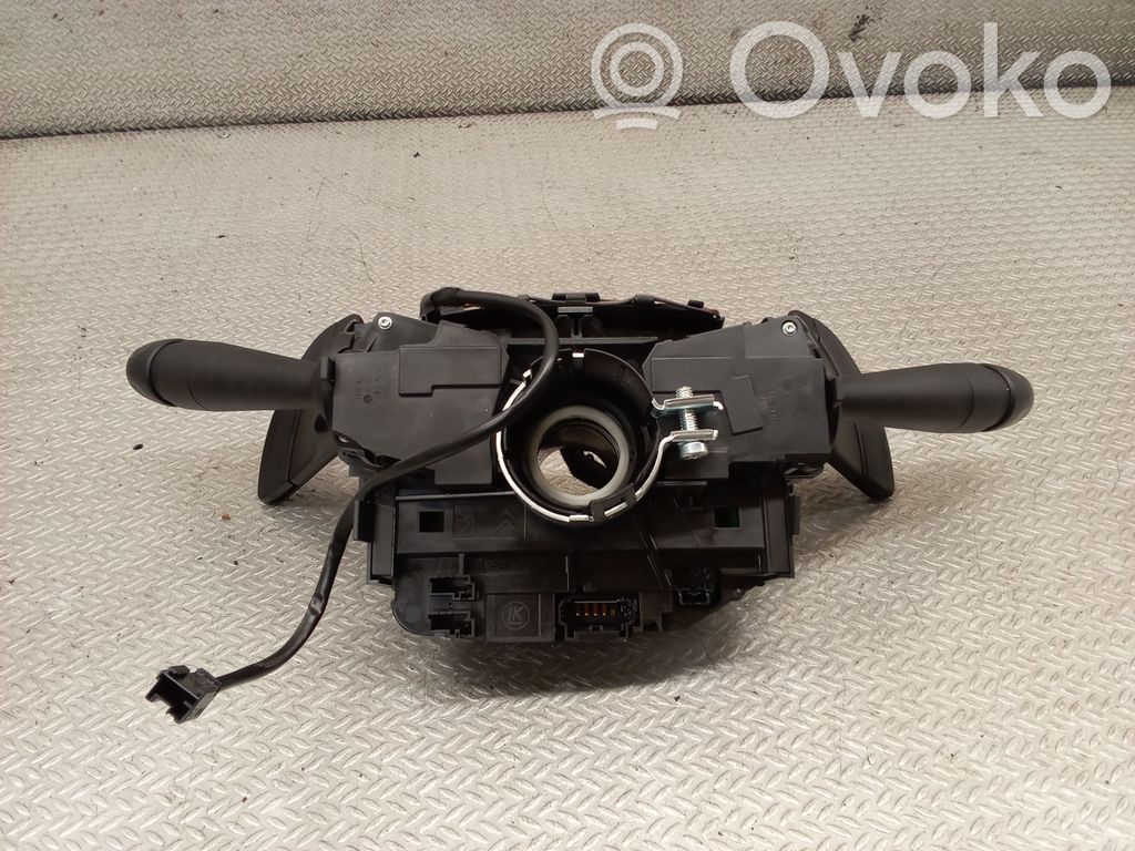 Bloc semnalizator și ștergător parbriz   96667245ZD