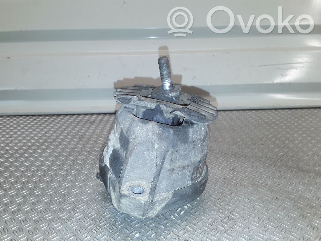Support de moteur, coussinet   6769874