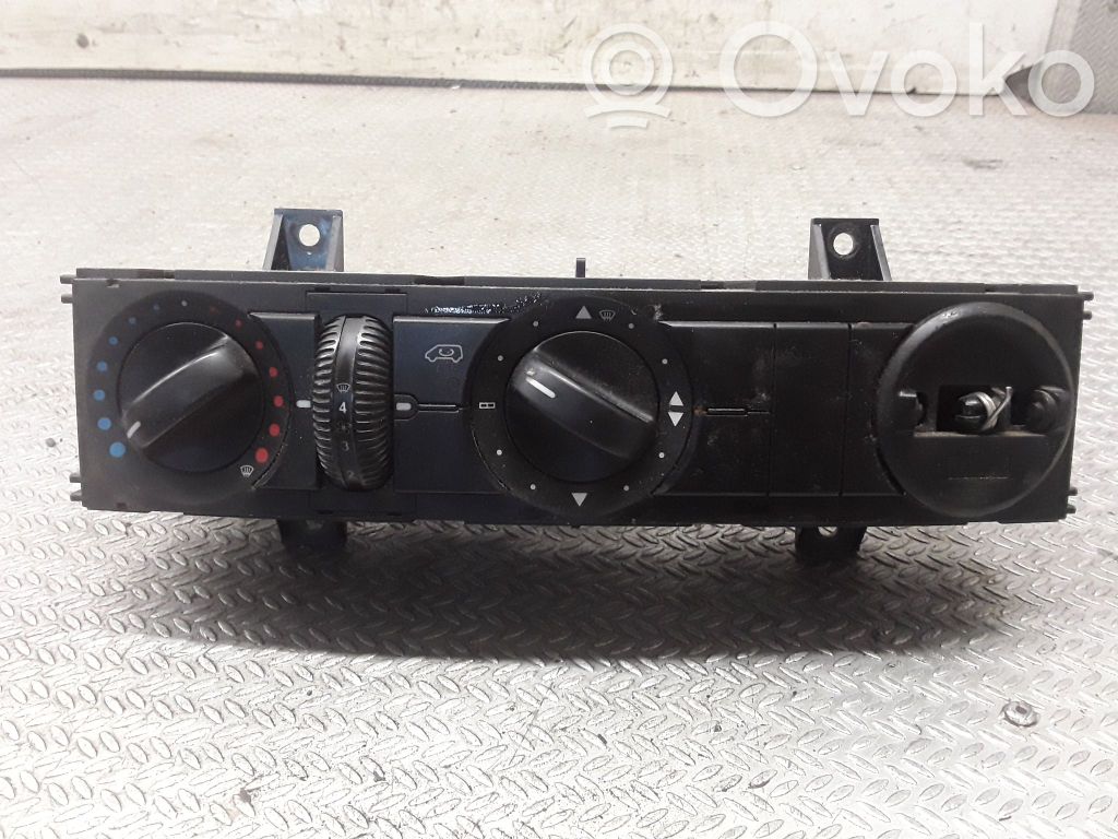 Volkswagen Crafter Panel klimatyzacji 