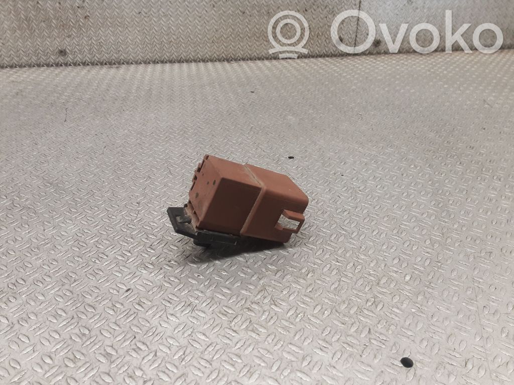Citroen C5 Jäähdytyspuhaltimen rele 