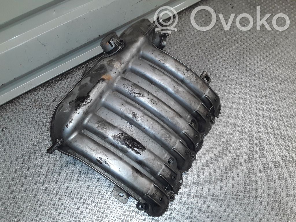 Peugeot 607 Intake manifold 