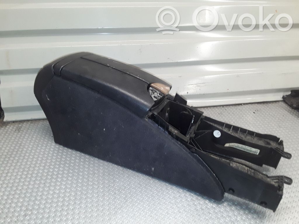 Mercedes-Benz E W211 Armrest 