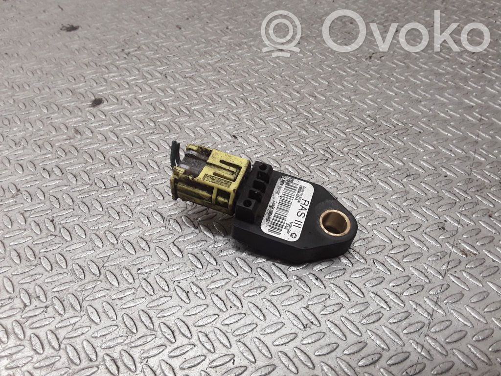 Sensor impacto/accidente para activar Airbag   P68056162AA