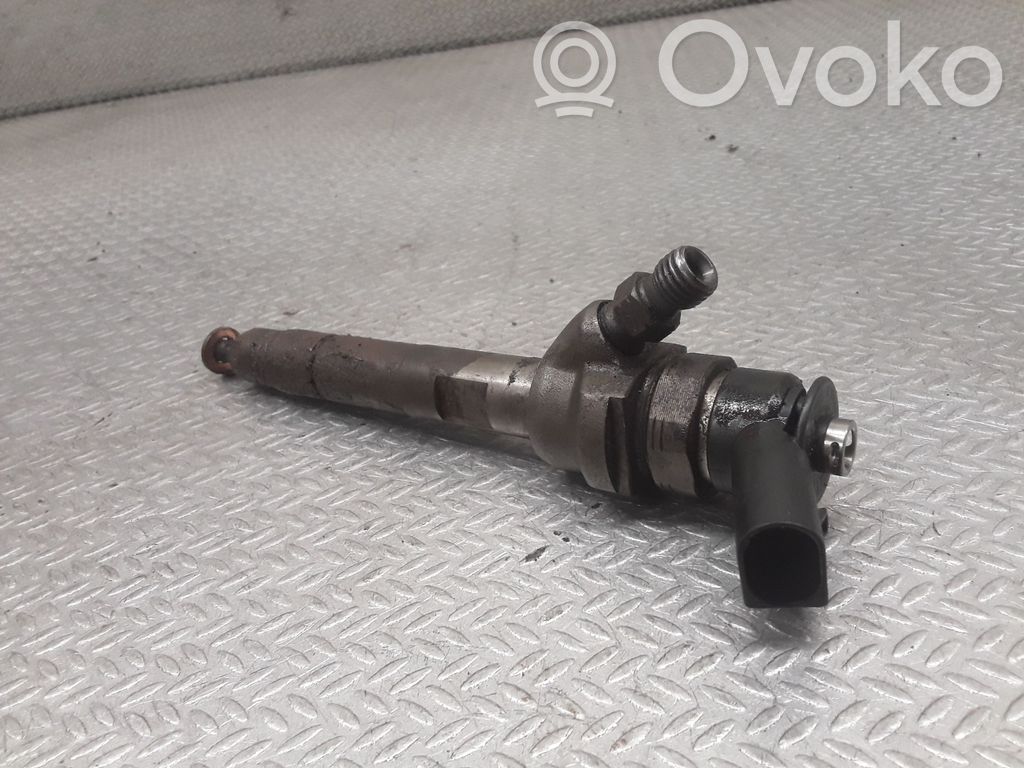 BMW 3 E90 E91 Fuel injector 