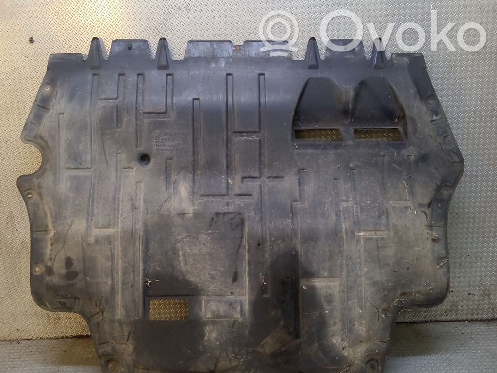 Volkswagen PASSAT B6 Protecție inferioară motor 