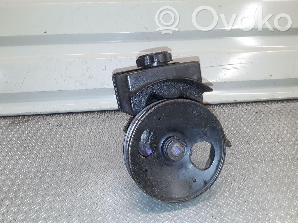 Volvo S80 Power steering pump 