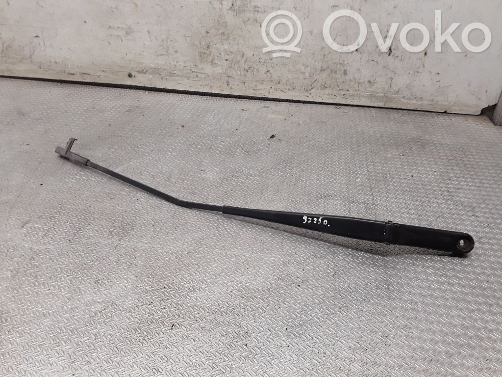 Audi A3 S3 8P Wischerarm vorne 