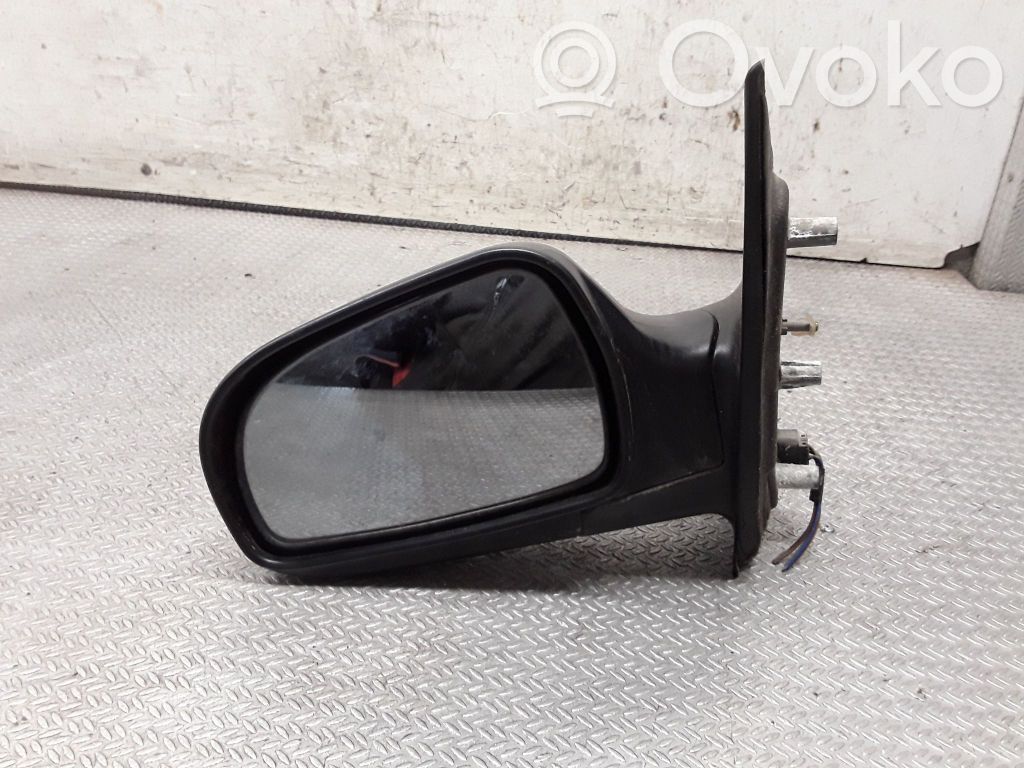 Hyundai Matrix Front door electric wing mirror 