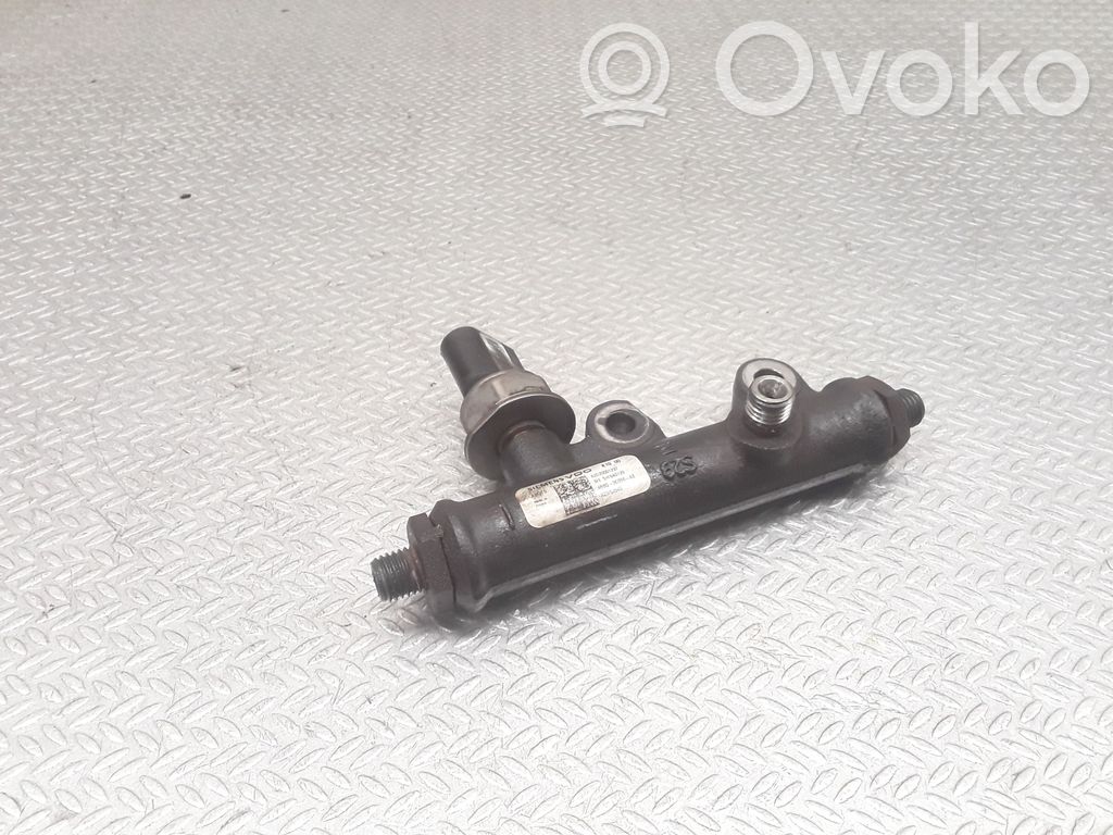 Jaguar XF X250 Tuyau de conduite principale de carburant