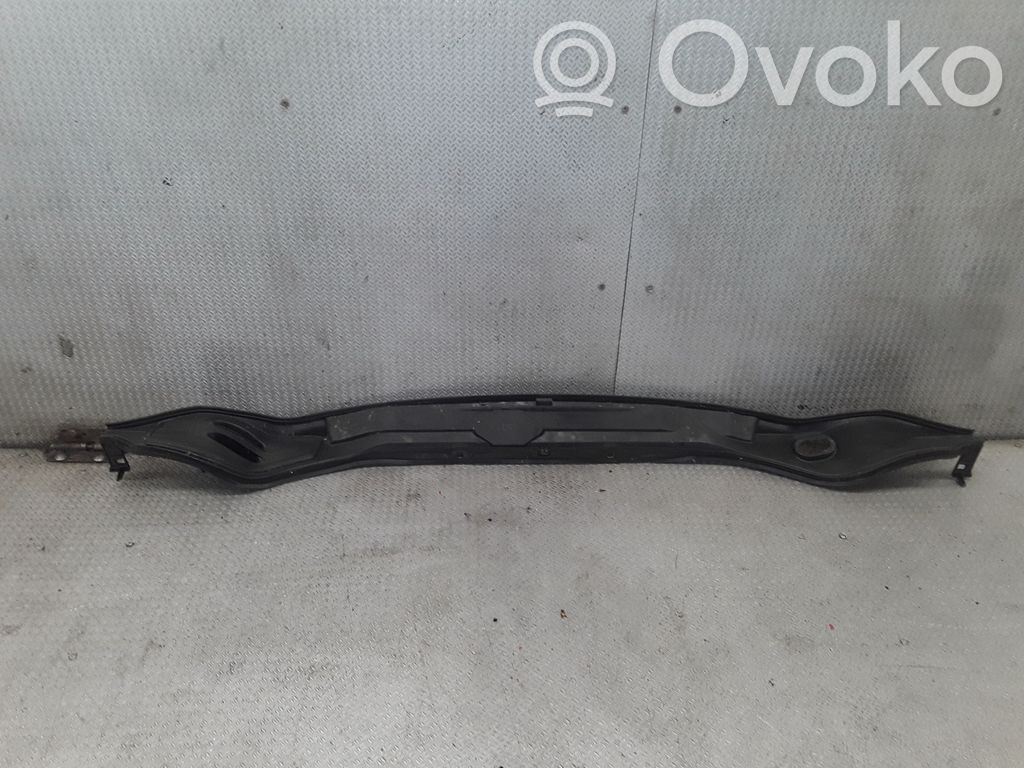 Peugeot 207 Stikla tīrītāja slotiņas 