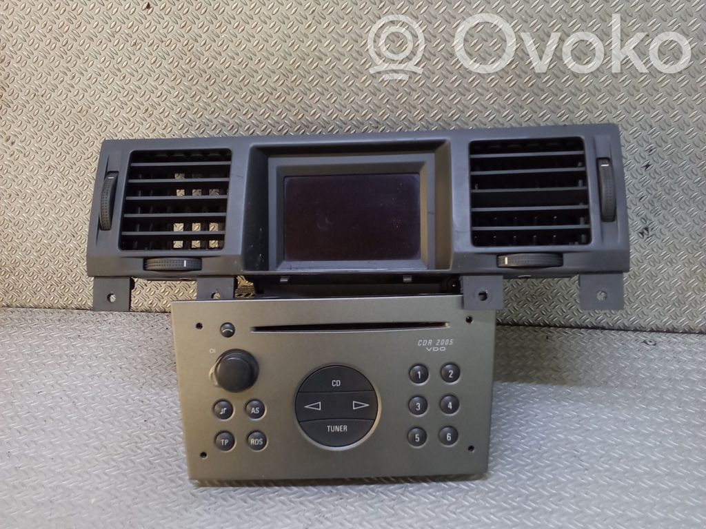 Opel Vectra C Panel / Radioodtwarzacz CD/DVD/GPS 