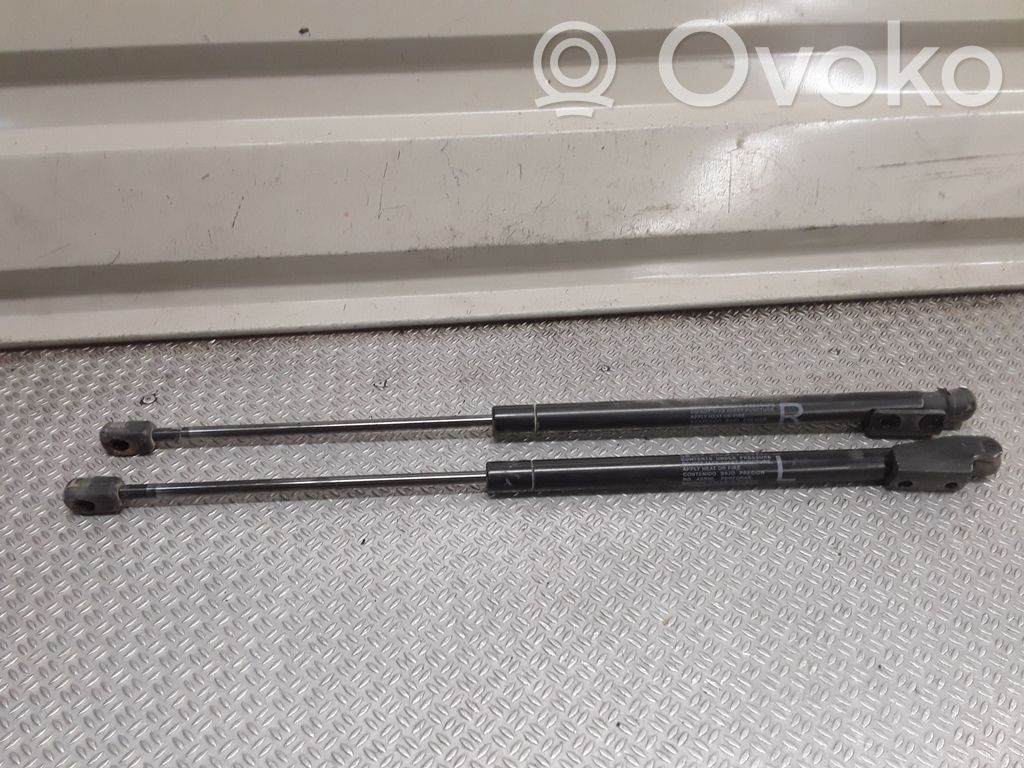 Amortiguador/puntal del maletero/compartimento de carga   5802A303