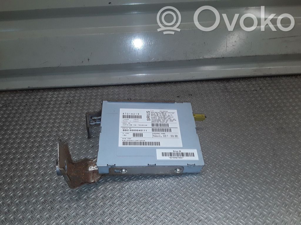 Mitsubishi Outlander Aerial antenna amplifier 