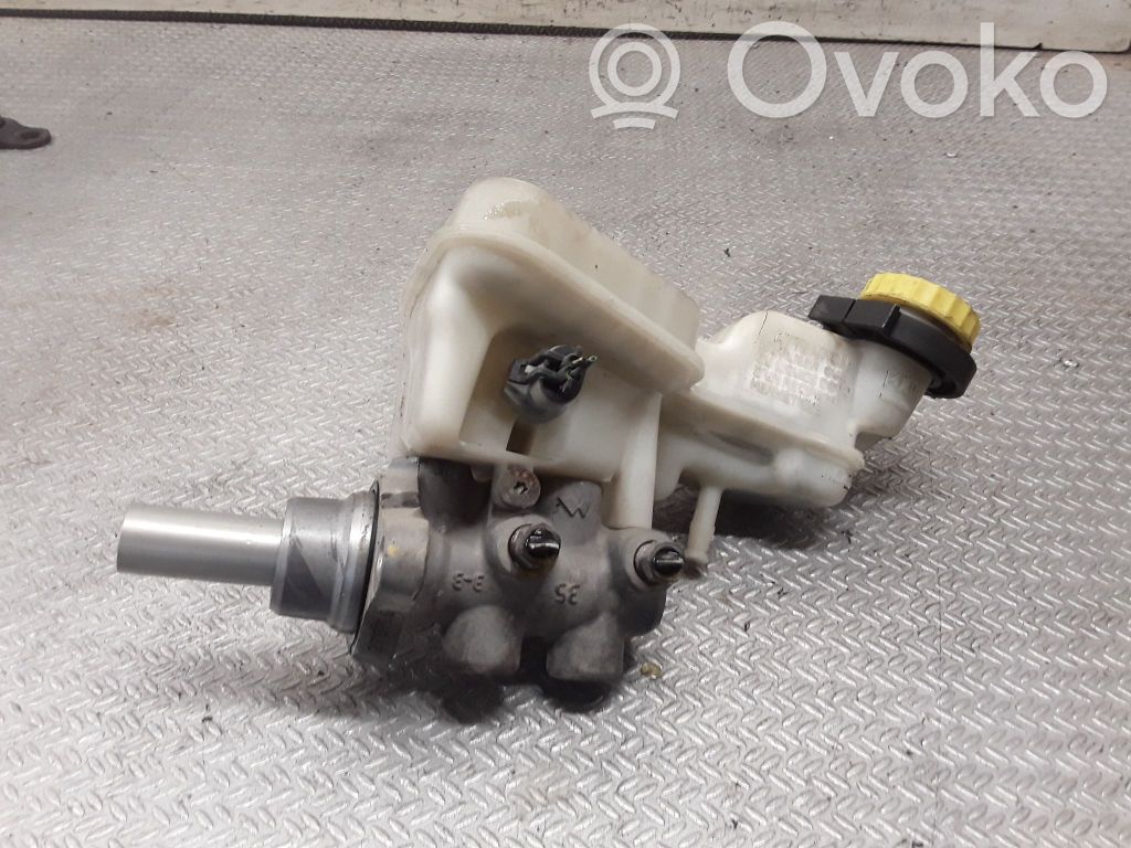 Dodge Caliber Master brake cylinder 