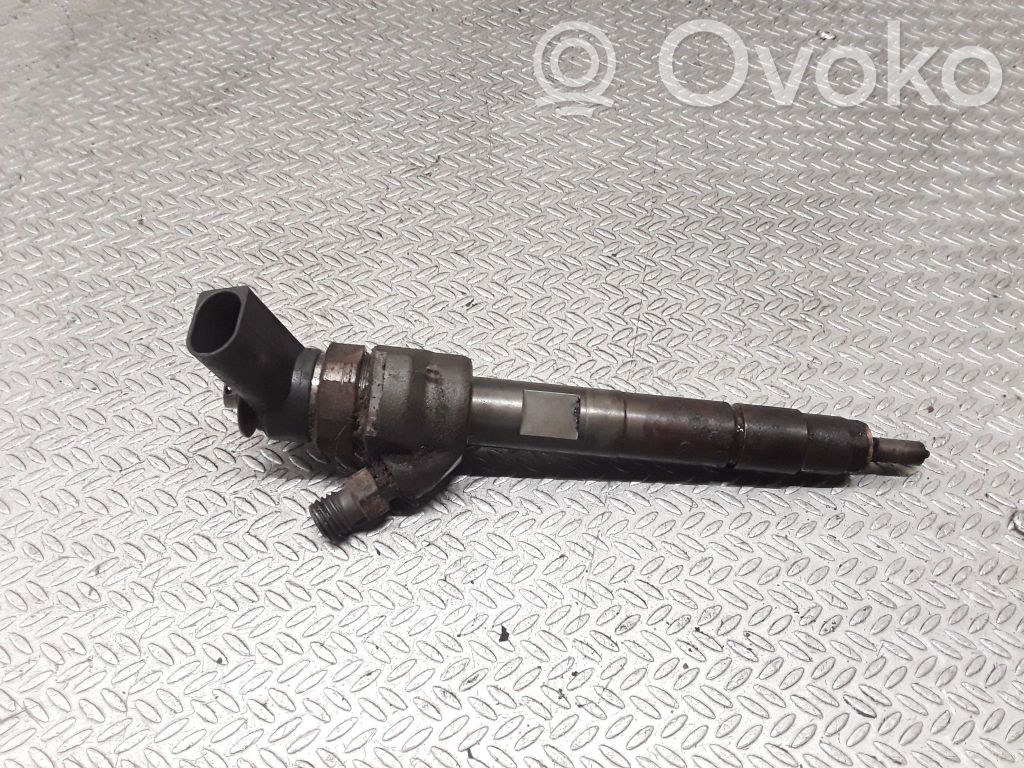 BMW 3 E90 E91 Fuel injector 