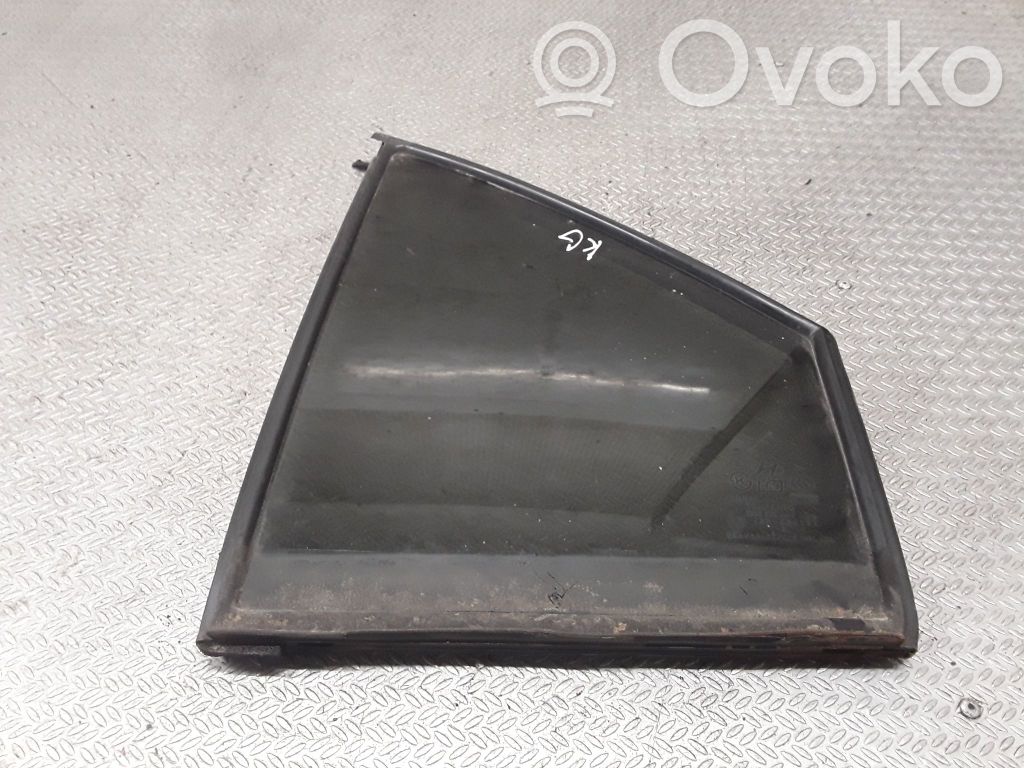 Ventanilla de ventilación de la puerta trasera
