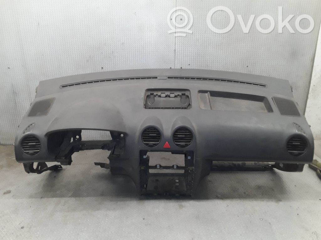 Volkswagen Caddy Panelis 