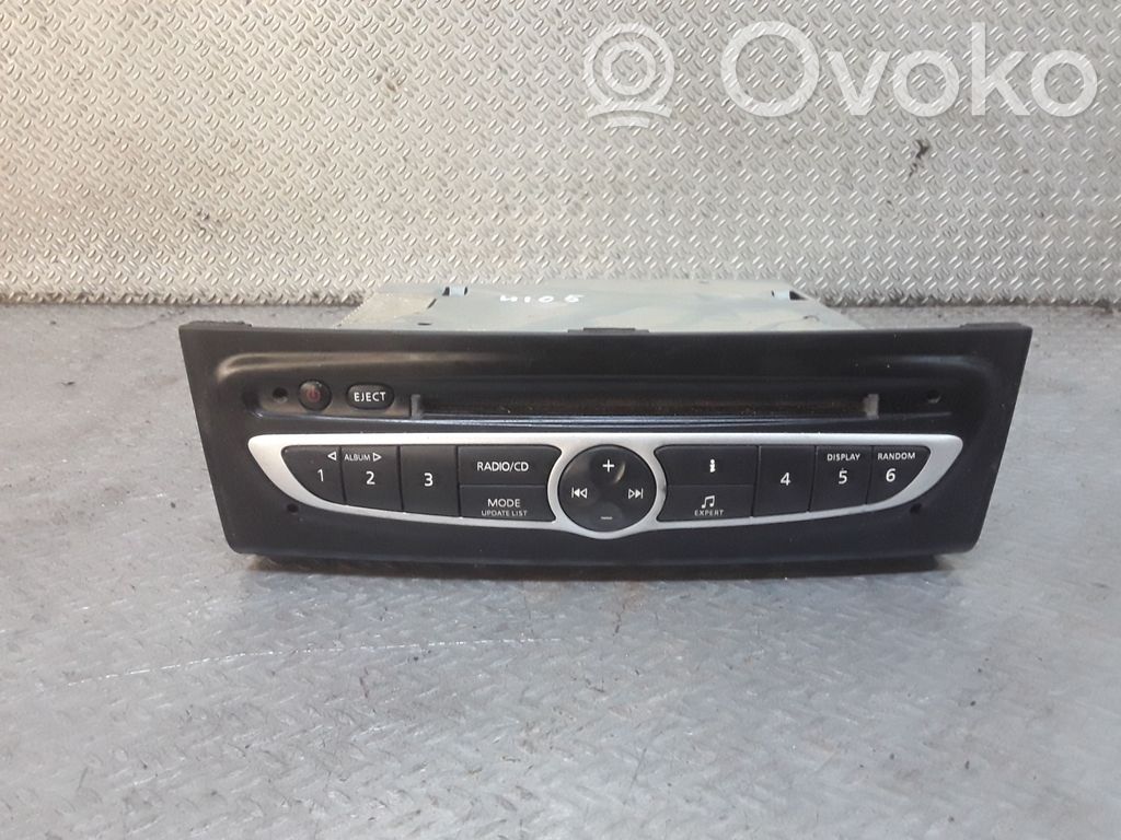 Renault Koleos I Unitate principală radio/CD/DVD/GPS 