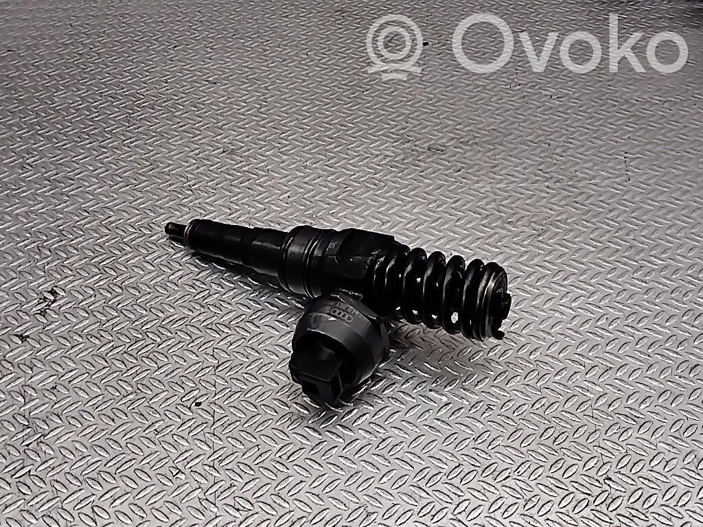 Injektor Einspritzdüse   038130079GX