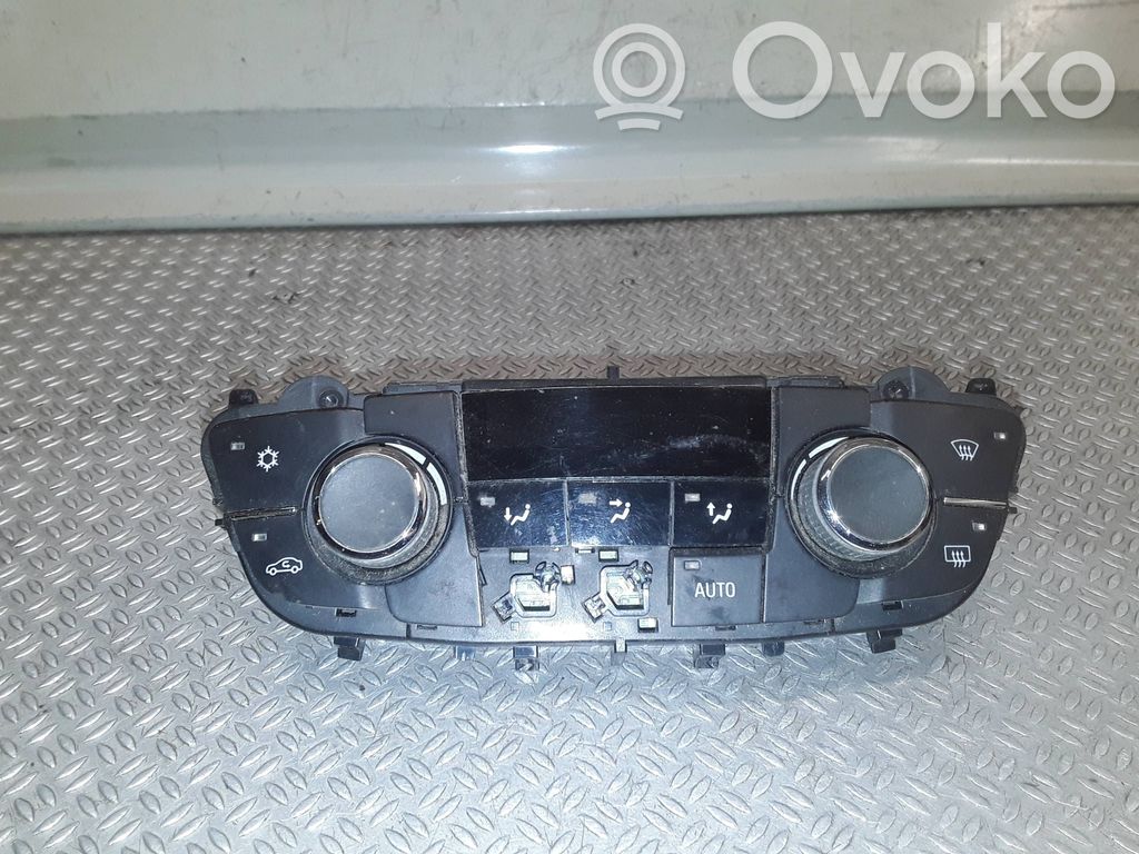 Opel Insignia A Climate control unit 