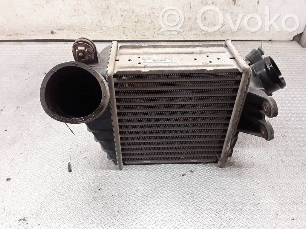 Volkswagen New Beetle Chłodnica powietrza doładowującego / Intercooler 