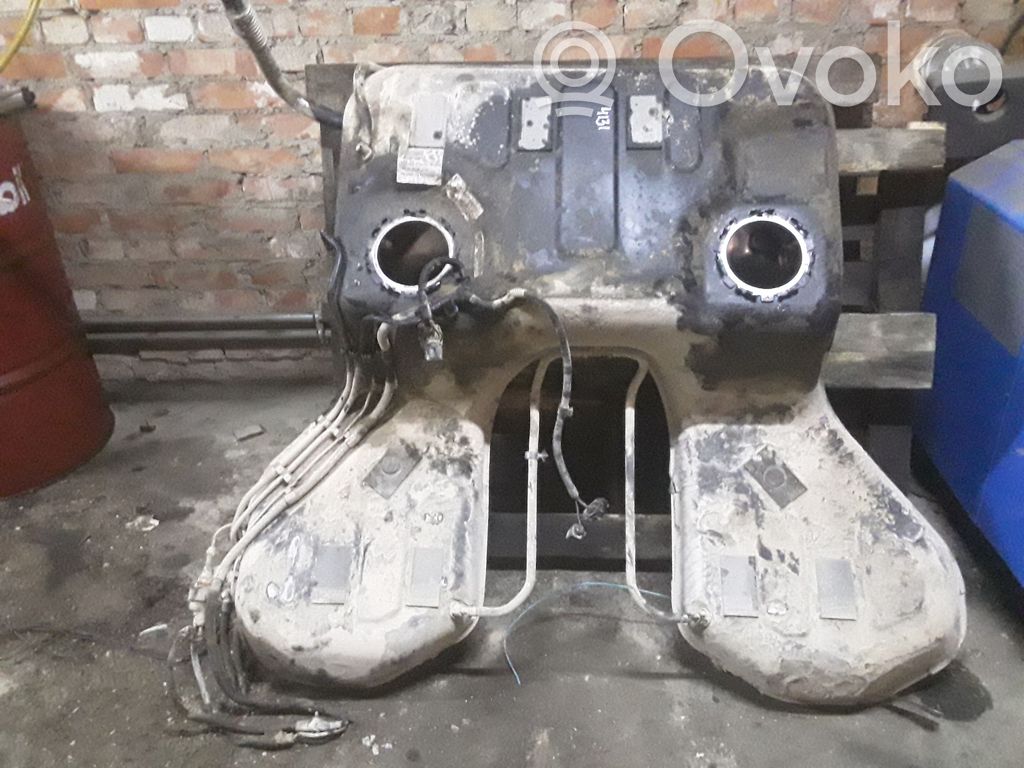 Fuel tank   4E0201021M