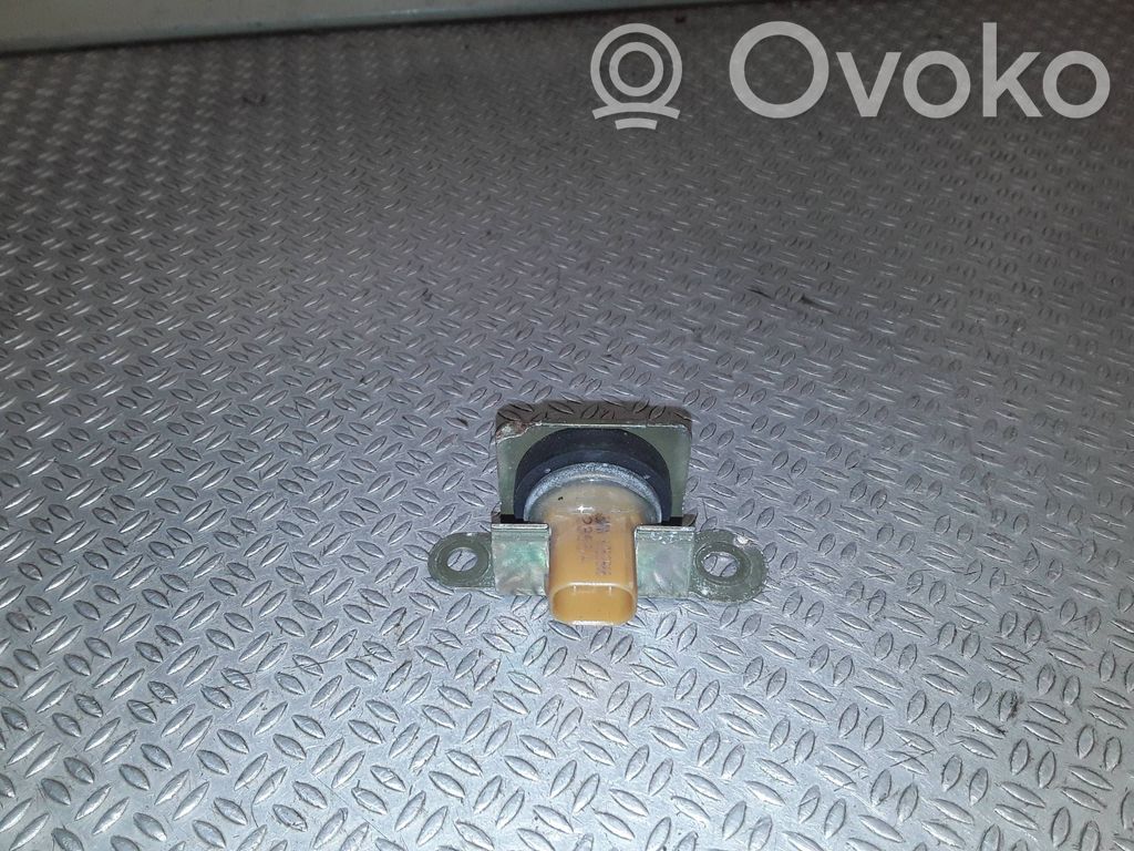BMW 7 E65 E66 Acceleration sensor 