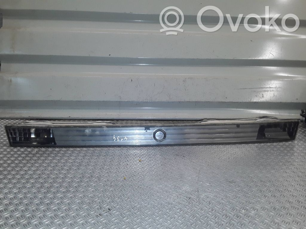 BMW 7 E65 E66 Éclairage de plaque d'immatriculation 