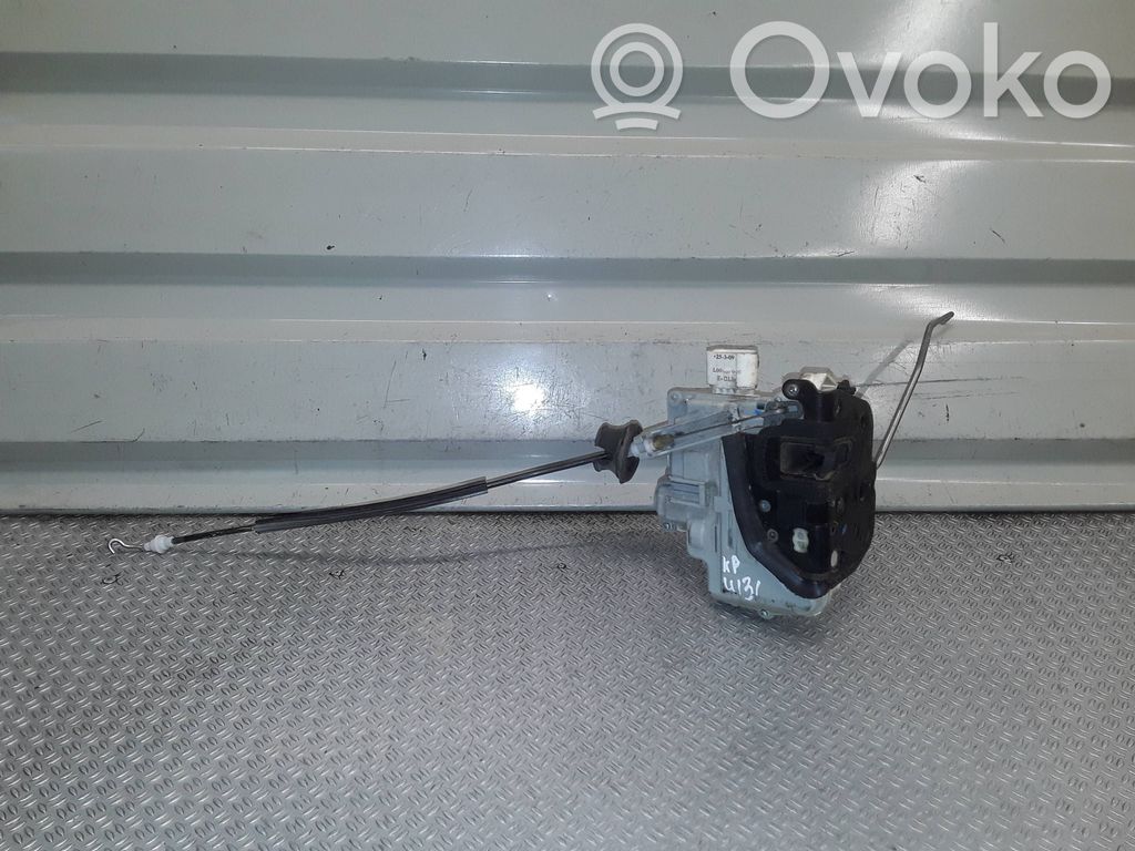 Audi A8 S8 D3 4E Priekšpusē slēdzene 